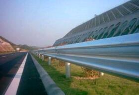 波形梁護(hù)欄