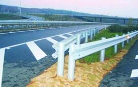 國內外對護攔的研究