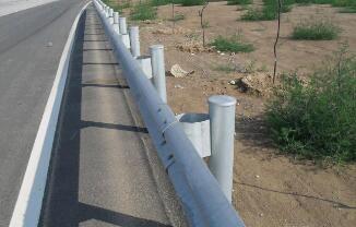 波形護欄被破壞