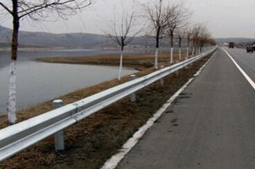 高速公路波形防撞護欄板