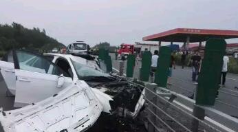 公路護(hù)欄的作用