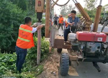 灌南公路站快速實施波形護欄板受點贊